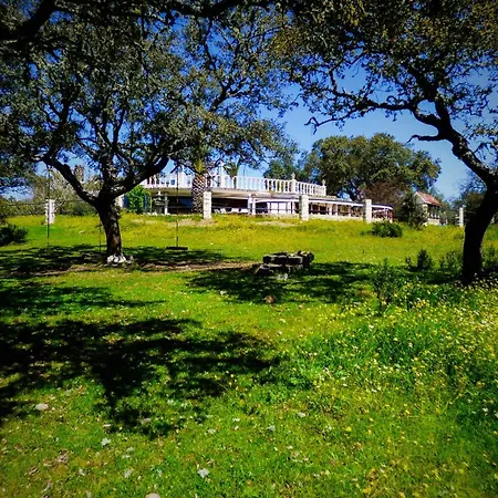 Casa Rural Hacienda El Lago Сasa de vacaciones